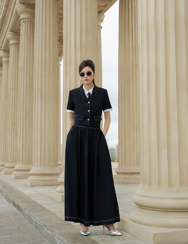 Khi phụ nữ bước vào cuộc chơi của quyền lực và cá tính cùng trang phục menswear - Ảnh 4.
