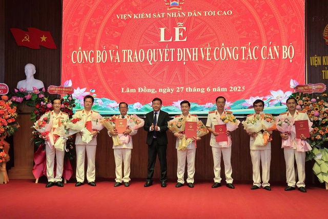 Bổ nhiệm Viện trưởng và 7 Phó viện trưởng Viện KSND tỉnh Lâm Đồng mới - Ảnh 2.