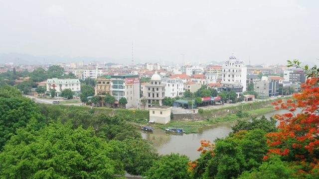 Ninh Bình bố trí xe đưa đón cán bộ từ Hà Nam, Nam Định sau sáp nhập Ninh Bình bố trí xe đưa đón cán bộ từ Hà Nam, Nam Định sau sáp nhập