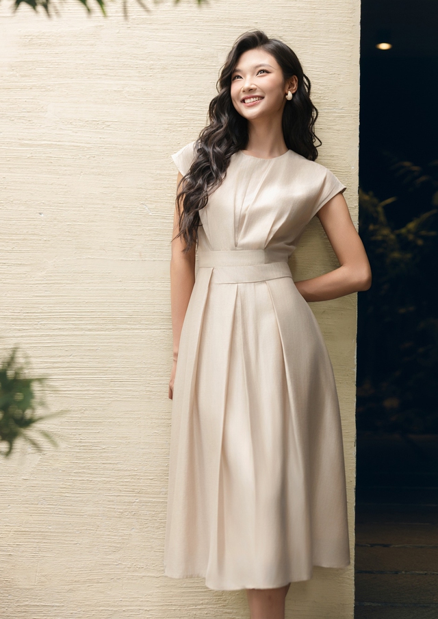 Váy suông linen, đầm lụa tơ voan đẹp nhất tủ đồ mùa hè- Ảnh 2. Váy suông linen, đầm lụa tơ voan đẹp nhất tủ đồ mùa hè- Ảnh 2.