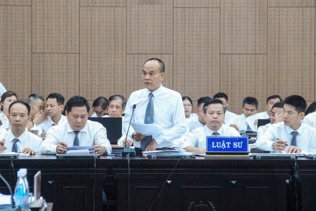 Luật sư nói mức án đề nghị với Chủ tịch Tập đoàn Phúc Sơn là ‘quá nặng’ Luật sư nói mức án đề nghị với Chủ tịch Tập đoàn Phúc Sơn là ‘quá nặng’