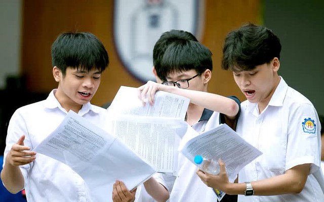 Đáp án các môn thi tốt nghiệp THPT theo Chương trình giáo dục phổ thông 2006- Ảnh 1. Đáp án các môn thi tốt nghiệp THPT theo Chương trình giáo dục phổ thông 2006- Ảnh 1.