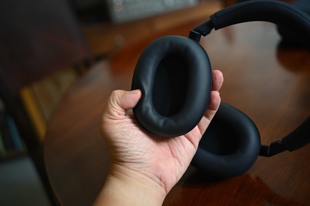 Trải nghiệm Sony WH-1000XM6: đỉnh cao tai nghe chống ồn 2025 - Ảnh 9.