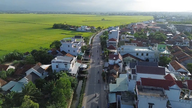 Phú Yên đề xuất hỗ trợ 1,6 triệu/tháng tiền đi lại cho cán bộ sau sáp nhập - Ảnh 1.