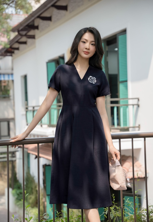 Nét mộc mạc đầy cuốn hút từ vải linen- Ảnh 3. Nét mộc mạc đầy cuốn hút từ vải linen- Ảnh 3.