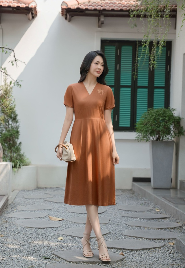 Nét mộc mạc đầy cuốn hút từ vải linen- Ảnh 5. Nét mộc mạc đầy cuốn hút từ vải linen- Ảnh 5.