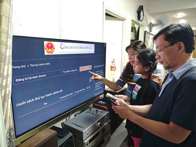 'Một cửa số' duy nhất phục vụ người dân- Ảnh 2. 'Một cửa số' duy nhất phục vụ người dân- Ảnh 2.