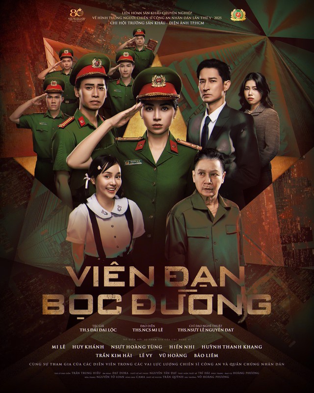 Huy Khánh tiết lộ lý do trở lại sân khấu kịch sau hơn 10 năm- Ảnh 2. Huy Khánh tiết lộ lý do trở lại sân khấu kịch sau hơn 10 năm- Ảnh 2.