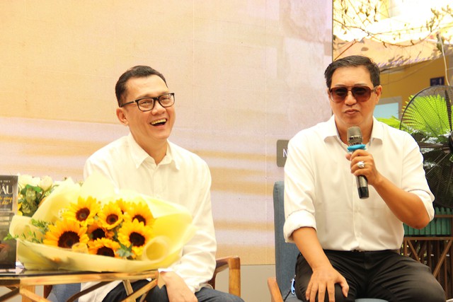 NSƯT Hữu Châu: "30 năm nay có điều tôi chưa nói với anh Thành Lộc..."- Ảnh 2. NSƯT Hữu Châu: "30 năm nay có điều tôi chưa nói với anh Thành Lộc..."- Ảnh 2.