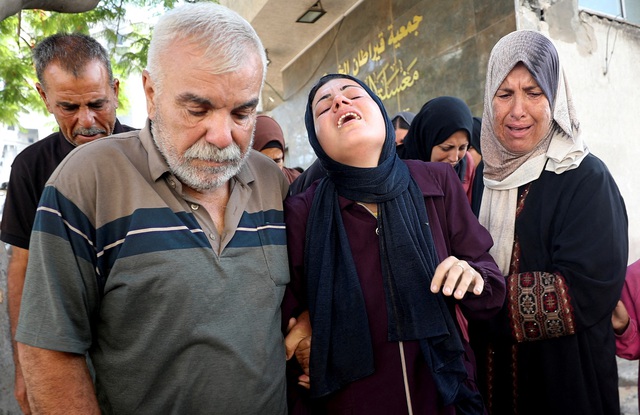 Quân đội Israel cố tình bắn vào người Palestine gần các điểm cứu trợ ở Gaza? - Ảnh 3.