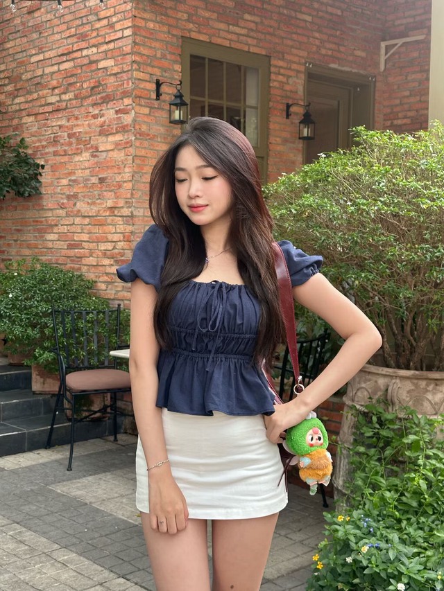 Áo babydoll tay bồng giúp nàng ‘ghi điểm’ trong buổi hẹn hò Áo babydoll tay bồng giúp nàng ‘ghi điểm’ trong buổi hẹn hò