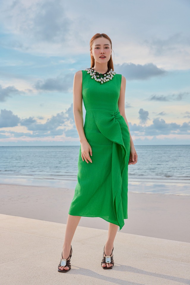 Những mẫu váy tiệc mùa hè nàng không nên bỏ qua- Ảnh 5. Những mẫu váy tiệc mùa hè nàng không nên bỏ qua- Ảnh 5.