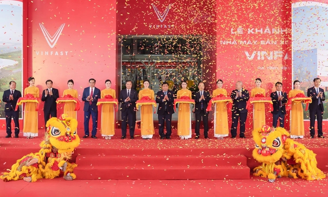 Vinfast khánh thành nhà máy sản xuất ô tô điện tại Hà Tĩnh Vinfast khánh thành nhà máy sản xuất ô tô điện tại Hà Tĩnh