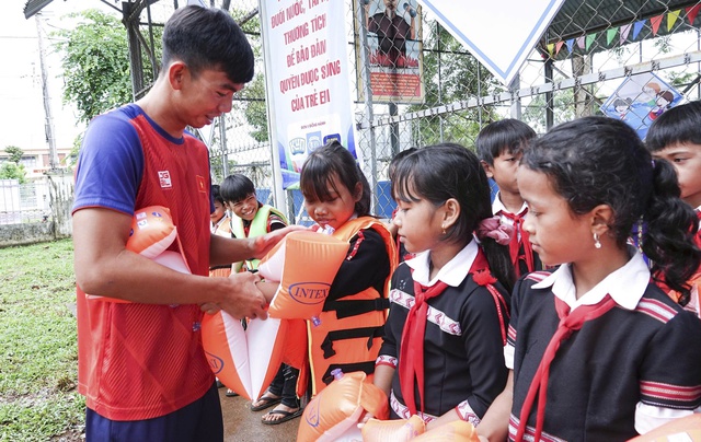 Phòng chống đuối nước, chuyện không bao giờ cũ: Những giải pháp khả thi- Ảnh 1. Phòng chống đuối nước, chuyện không bao giờ cũ: Những giải pháp khả thi- Ảnh 1.