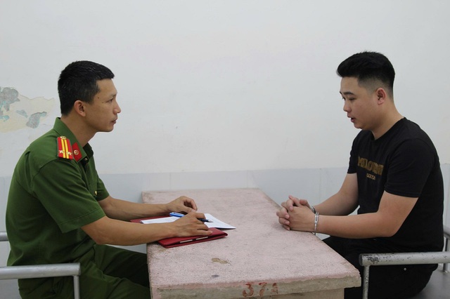 Tạm giữ hình sự người đàn ông hành hung nữ điều dưỡng tại bệnh viện Tạm giữ hình sự người đàn ông hành hung nữ điều dưỡng tại bệnh viện