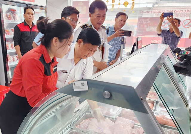 Vụ Công ty C.P bị tố ‘bán thịt bẩn’: Công bố kết quả kiểm tra - Ảnh 2. Vụ Công ty C.P bị tố ‘bán thịt bẩn’: Công bố kết quả kiểm tra - Ảnh 2.