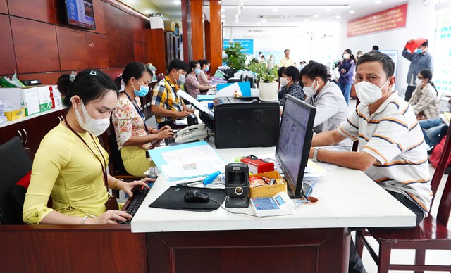 Phát huy phẩm chất 'bộ đội Cụ Hồ' thực hiện quyết sách tinh gọn bộ máy- Ảnh 2. Phát huy phẩm chất 'bộ đội Cụ Hồ' thực hiện quyết sách tinh gọn bộ máy- Ảnh 2.