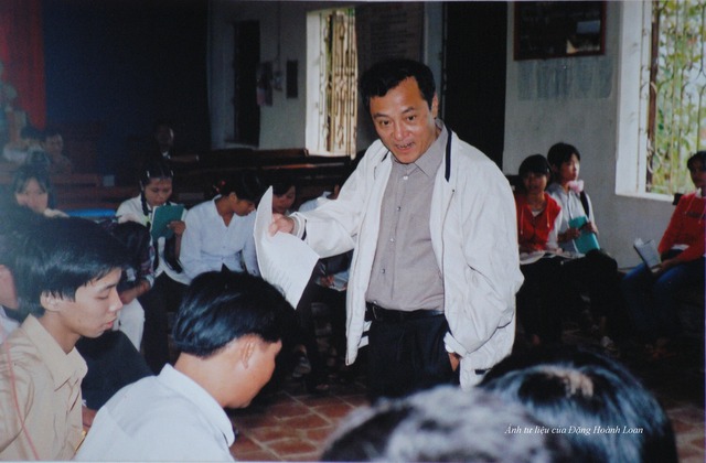 Nhà nghiên cứu âm nhạc dân tộc Đặng Hoành Loan qua đời - Ảnh 2. Nhà nghiên cứu âm nhạc dân tộc Đặng Hoành Loan qua đời - Ảnh 2.