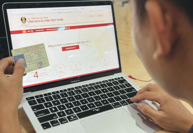 Thủ tục đổi bằng lái xe online qua cổng dịch vụ công của Cục CSGT Thủ tục đổi bằng lái xe online qua cổng dịch vụ công của Cục CSGT