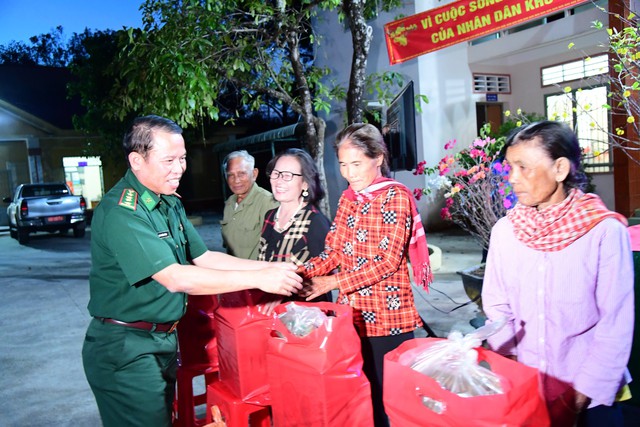 Kỷ niệm 50 năm ngày truyền thống BĐBP tỉnh Bình Phước giữ vững biên cương - Ảnh 4. Kỷ niệm 50 năm ngày truyền thống BĐBP tỉnh Bình Phước giữ vững biên cương - Ảnh 4.
