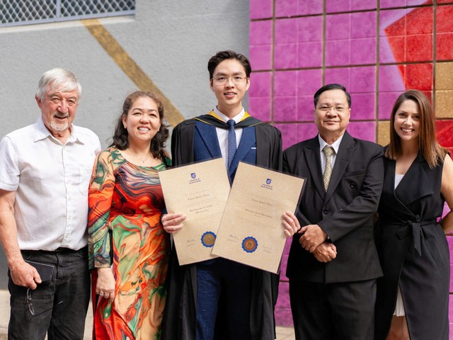 Tuổi trẻ Việt chinh phục ước mơ Thủ khoa Luật v&agrave; Luật sư tại Australia - Ảnh 1.