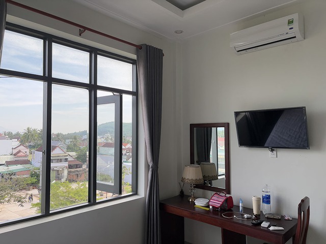 Tiết kiệm điện cho… 'người dưng' - Ảnh 1.