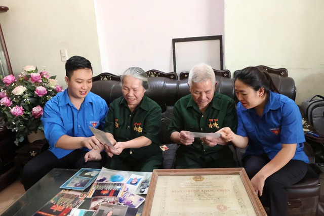 'Thời hoa lửa' của đôi vợ chồng chiến sĩ Trường Sơn- Ảnh 2. 'Thời hoa lửa' của đôi vợ chồng chiến sĩ Trường Sơn- Ảnh 2.