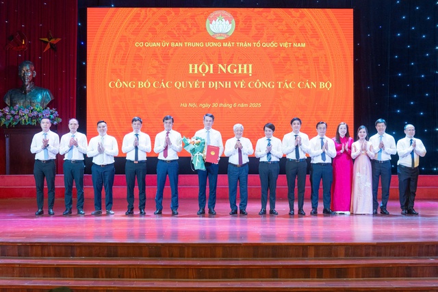 Ông Đỗ Văn Chiến: 'Một bộ phận người dân còn khổ lắm' - Ảnh 3.