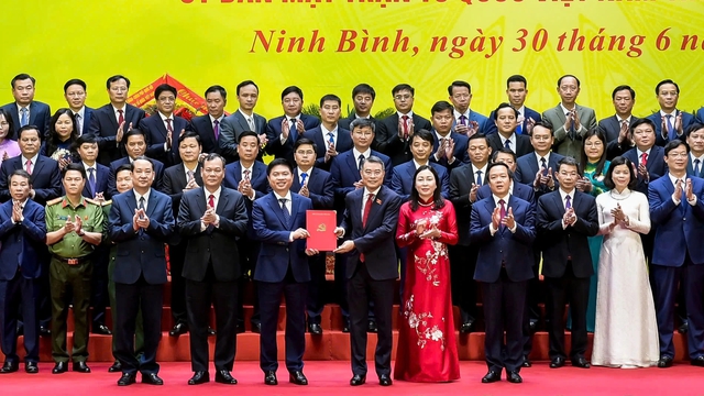 Ban Chấp hành tỉnh Ninh Bình mới có 100 người- Ảnh 2. Ban Chấp hành tỉnh Ninh Bình mới có 100 người- Ảnh 2.
