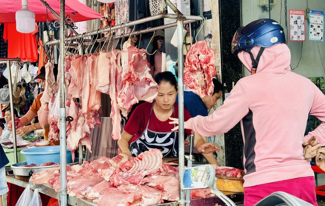 Giá heo hơi hôm nay 1.7.2025: Hạ nhiệt trong ngày đầu tháng Giá heo hơi hôm nay 1.7.2025: Hạ nhiệt trong ngày đầu tháng