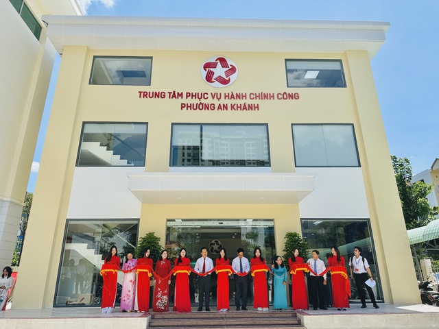 Trung tâm Phục vụ hành chính công giải quyết 370 thủ tục tại phường An Khánh Trung tâm Phục vụ hành chính công giải quyết 370 thủ tục tại phường An Khánh