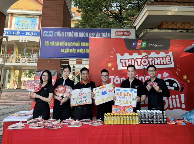 FPT Shop tiếp sức thí sinh mùa thi tốt nghiệp THPT 2025 FPT Shop tiếp sức thí sinh mùa thi tốt nghiệp THPT 2025
