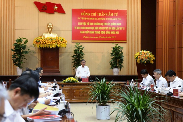 Quảng Nam chi gần 283 tỉ đồng cho 234 trường hợp xin nghỉ hưu, nghỉ thôi việc - Ảnh 1.
