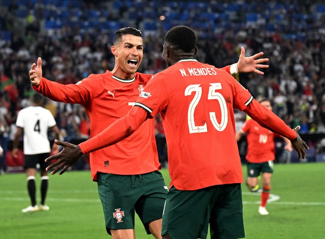 Ronaldo ghi bàn thắng lịch sử đưa Bồ Đào Nha vào chung kết UEFA Nations League- Ảnh 1. Ronaldo ghi bàn thắng lịch sử đưa Bồ Đào Nha vào chung kết UEFA Nations League- Ảnh 1.