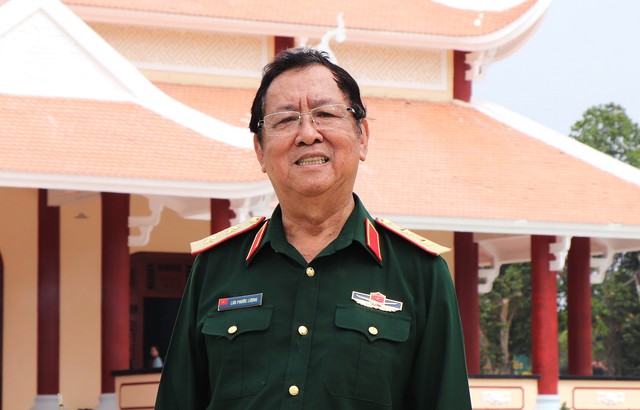 Phát huy phẩm chất 'bộ đội Cụ Hồ' thực hiện quyết sách tinh gọn bộ máy- Ảnh 1. Phát huy phẩm chất 'bộ đội Cụ Hồ' thực hiện quyết sách tinh gọn bộ máy- Ảnh 1.