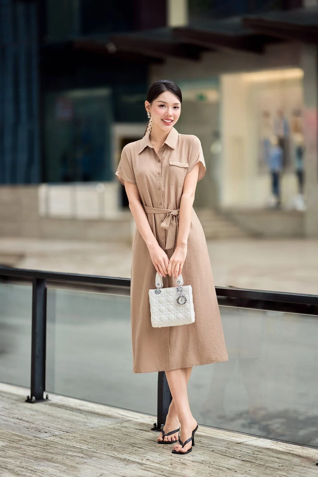 Đầm sơ mi, lựa chọn hoàn hảo cho quý cô công sở Đầm sơ mi, lựa chọn hoàn hảo cho quý cô công sở