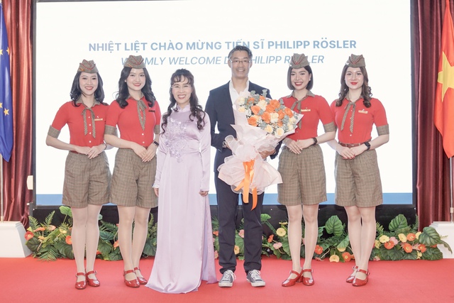 Tiến sĩ Philipp Rösler – Nguyên Phó Thủ tướng Đức gia nhập Vietjet- Ảnh 3.