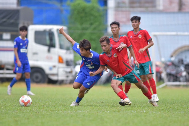 2 nửa buồn vui của cựu danh thủ Cảng Sài Gòn, bất ngờ với giải DNTU- Ảnh 7.