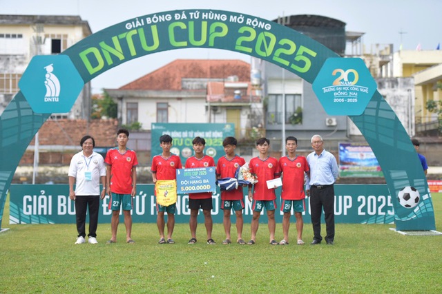 2 nửa buồn vui của cựu danh thủ Cảng Sài Gòn, bất ngờ với giải DNTU- Ảnh 6.
