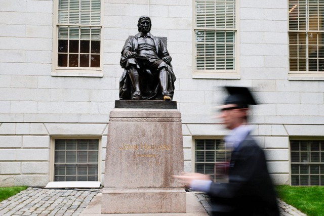 Mỹ ngừng cấp thị thực cho sinh viên quốc tế của Đại học Harvard