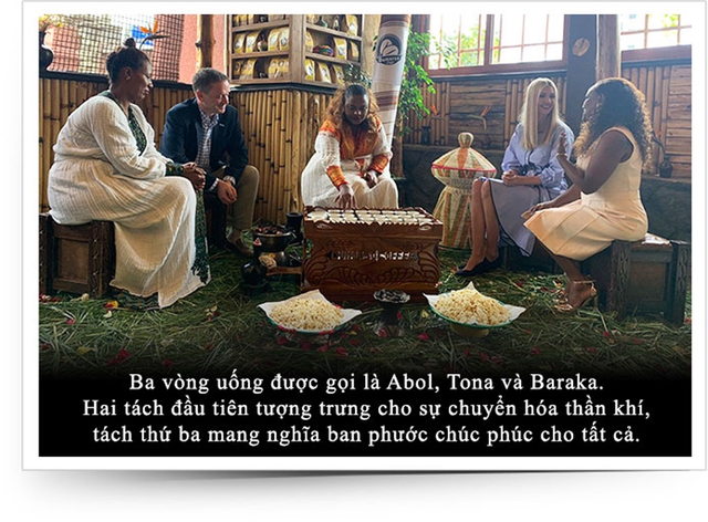 Kỳ 8: Nghi lễ c&agrave; ph&ecirc; của người Ethiopia - Ảnh 3.