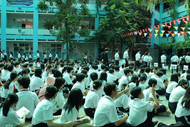 Thi lớp 10 TP.HCM: 'Tuyệt đối ch&uacute; &yacute; giờ giấc kẻo lỡ dở 9 năm đ&egrave;n s&aacute;ch' - Ảnh 5.