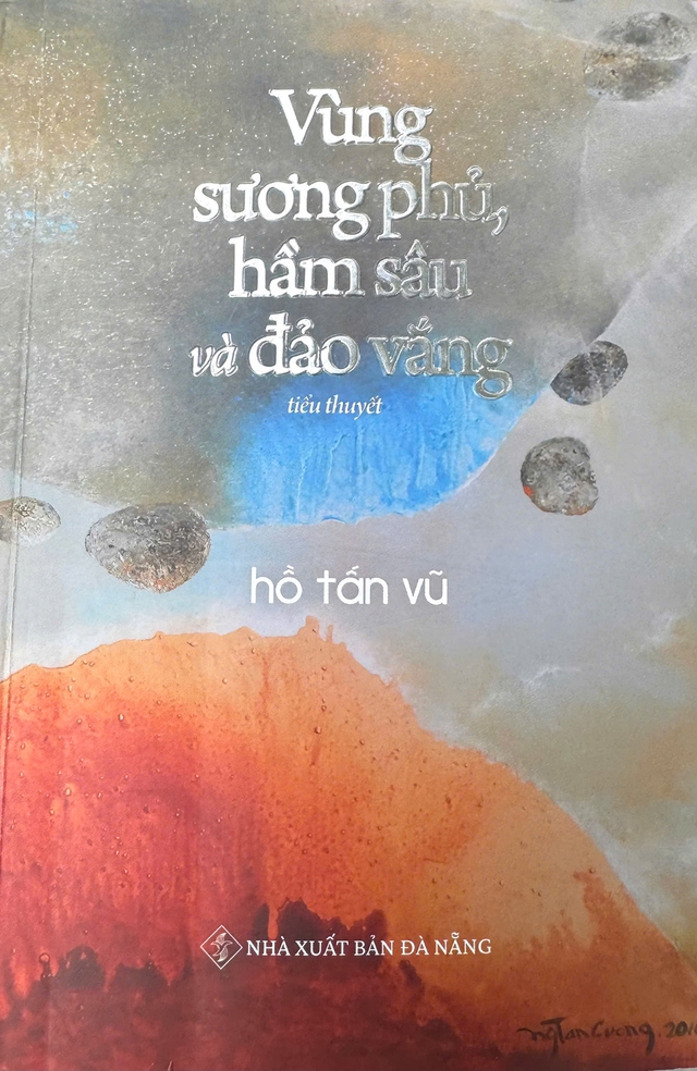 Ám ảnh 'Vùng sương phủ, hầm sâu và đảo vắng'- Ảnh 2. Ám ảnh 'Vùng sương phủ, hầm sâu và đảo vắng'- Ảnh 2.