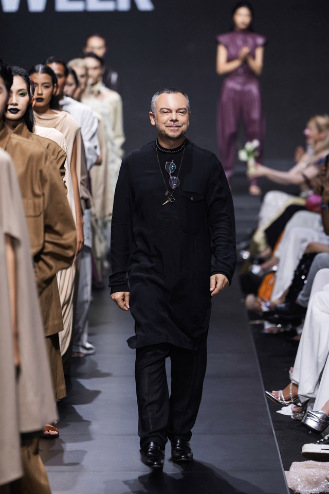 Dấu ấn thời trang Haute Couture Pháp trên sàn diễn Việt- Ảnh 9.