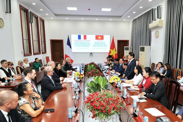 Khánh Hòa hợp tác với TP.Lorient: Hướng tới đô thị biển quốc tế- Ảnh 1. Khánh Hòa hợp tác với TP.Lorient: Hướng tới đô thị biển quốc tế- Ảnh 1.