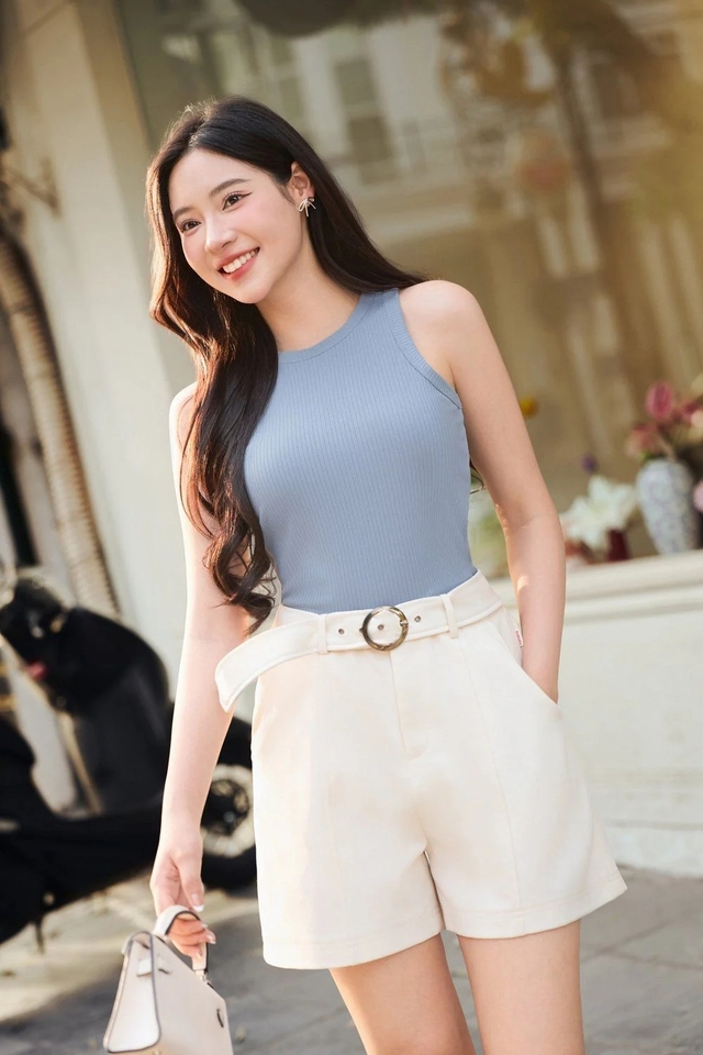Quần shorts cá tính tôn dáng cho nàng diện hè- Ảnh 4. Quần shorts cá tính tôn dáng cho nàng diện hè- Ảnh 4.
