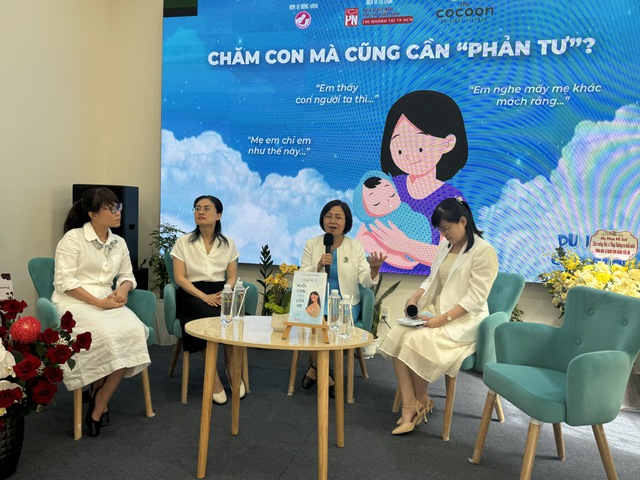 Giải đáp chuyện nuôi con bằng sữa mẹ qua sách của bác sĩ 35 năm kinh nghiệm - Ảnh 3.