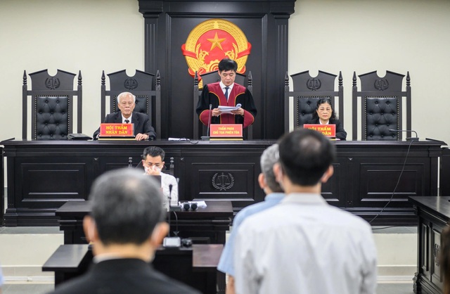 Muốn đòi bồi thường thiệt hại bao nhiêu cũng được? Muốn đòi bồi thường thiệt hại bao nhiêu cũng được?