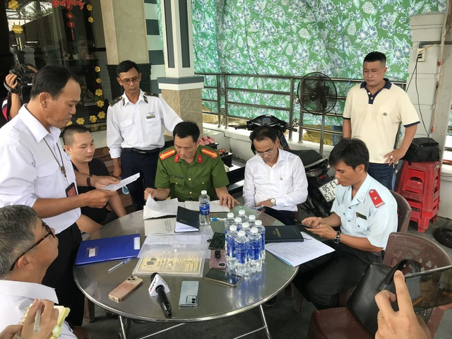 Vụ Công ty C.P bị tố ‘bán thịt bẩn’: Bộ Công an vào cuộc Vụ Công ty C.P bị tố ‘bán thịt bẩn’: Bộ Công an vào cuộc