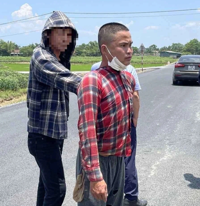 Từ Huế ra Quảng Trị ăn trộm 4 con lợn